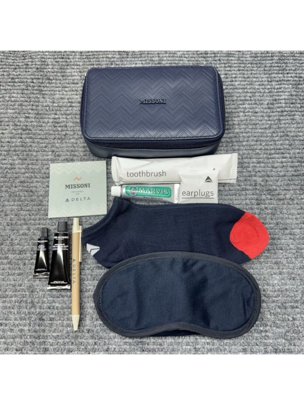 Missoni Delta Travel Bag Limited Edition w/ Amenities Navy Blue Sleep Mask Socks